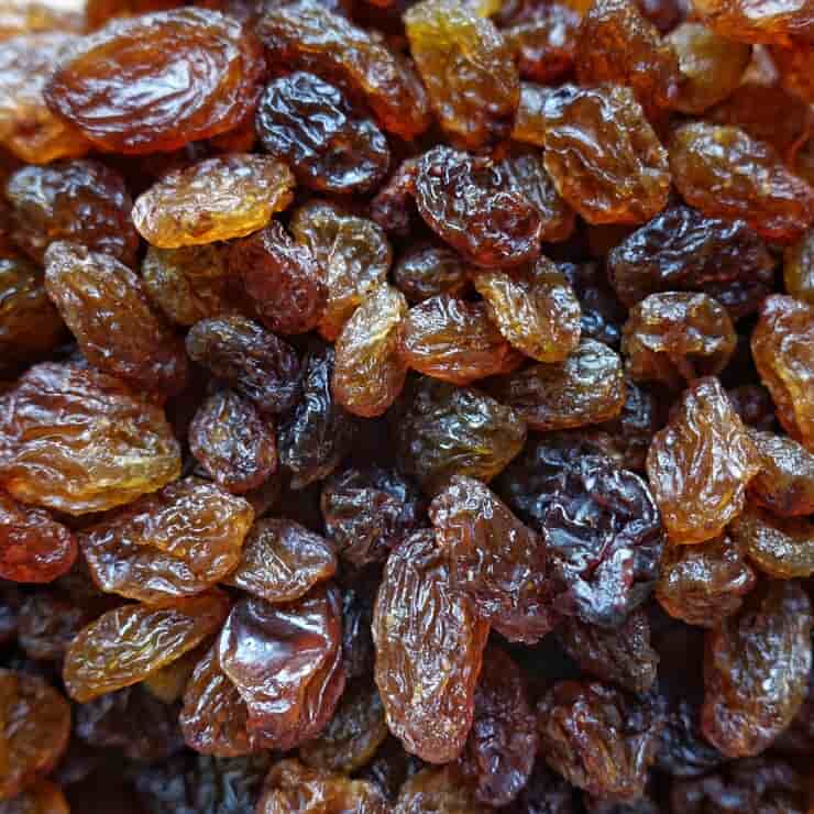 full-frame-shot-dried-raisins_1048944-3887005 (1)