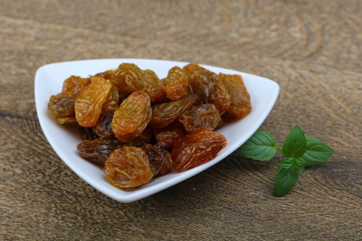 sweet-raisins_1472-722 (1)